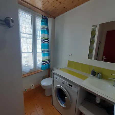 Studio 38M2 Pour Un Sejour Tout Confort Et Au Calme En Hyper Centre Rochefort  Exterior photo
